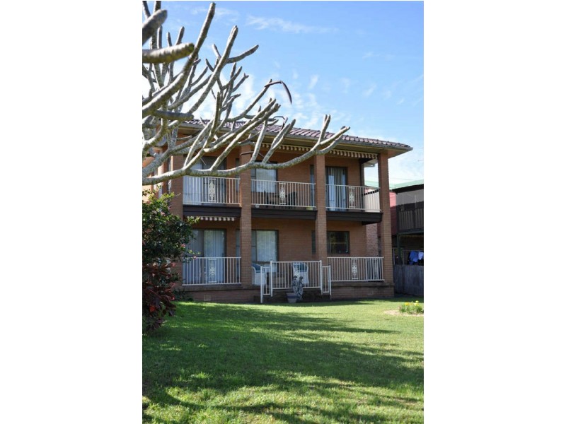 4 Thompson Street, Iluka NSW 2466