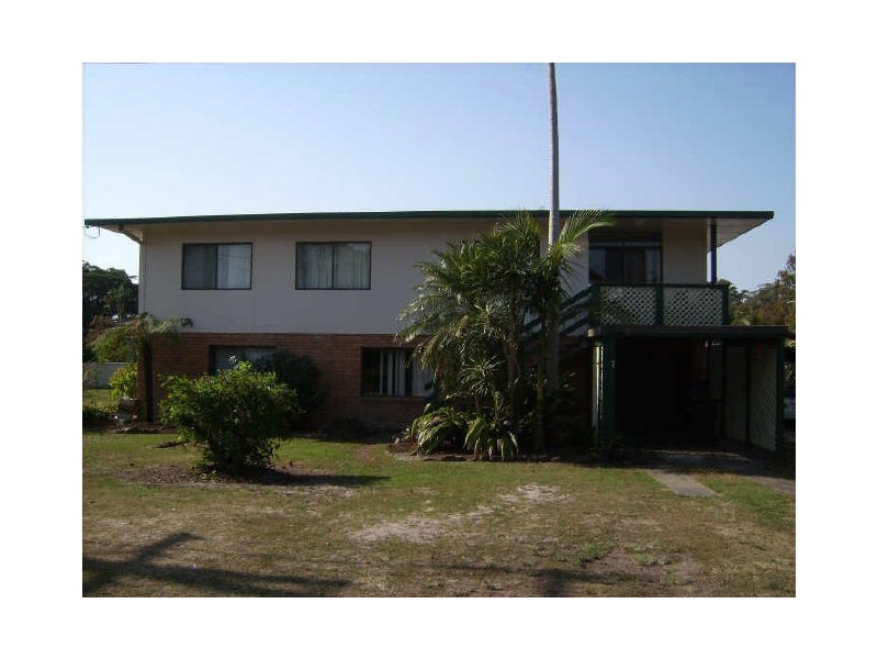 7 Loxton Avenue, Iluka NSW 2466