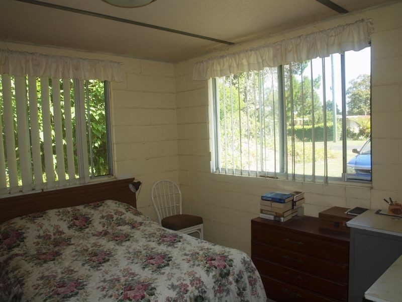 4 Loxton Avenue, Iluka NSW 2466