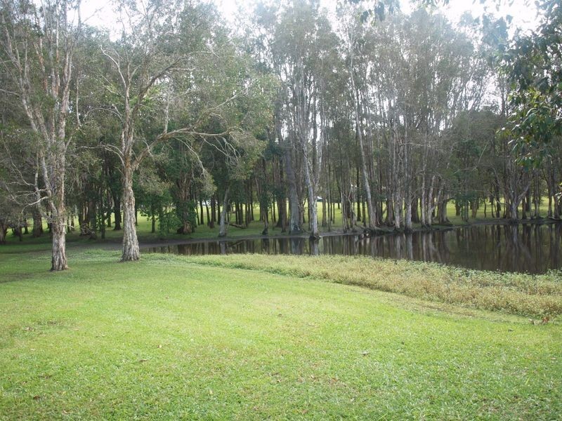 2 Island View Road, Woombah NSW 2469
