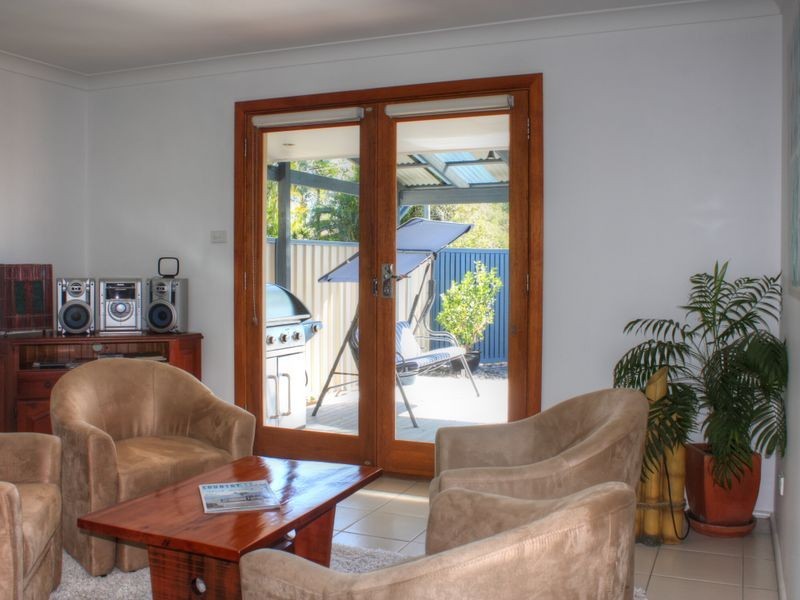 16 Loxton Avenue, Iluka NSW 2466