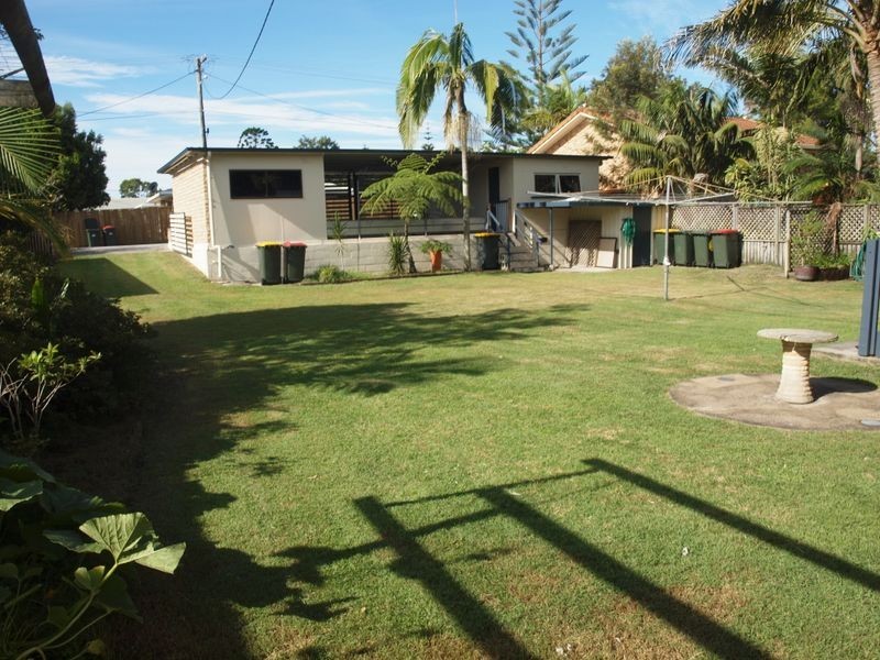 24 Queen Lane, Iluka NSW 2466