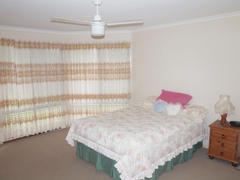 25 Ridgewood Drive, Woombah NSW 2469