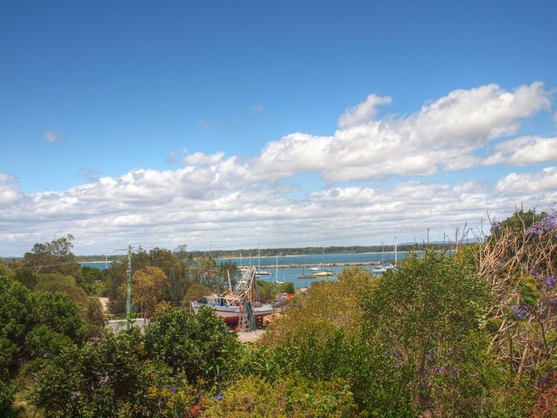 2 Thompson Street, Iluka NSW 2466