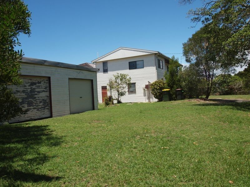 2 Thompson Street, Iluka NSW 2466