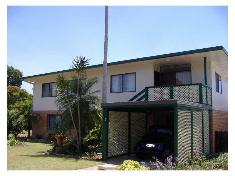 7 Loxton Avenue, Iluka NSW 2466