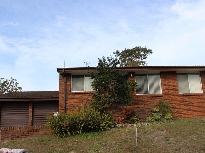 2/11 Armidale Ave, Nelson Bay NSW 2315