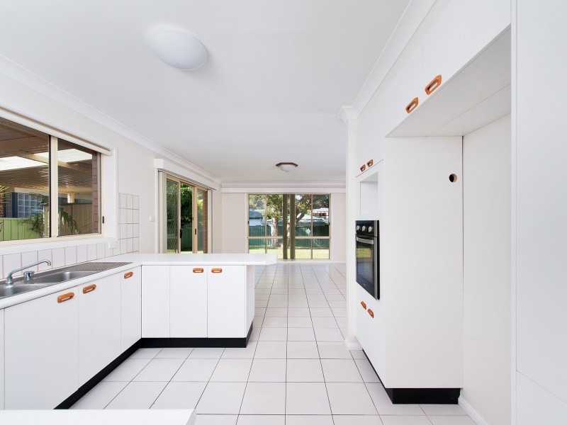 111 Government Road, Shoal Bay NSW 2315