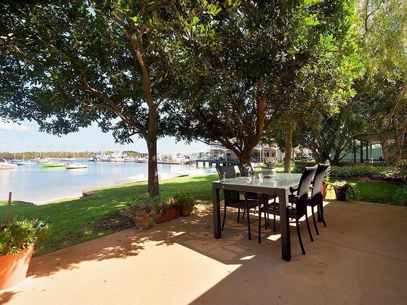 6 Sunset Boulevarde, Soldiers Point NSW 2317
