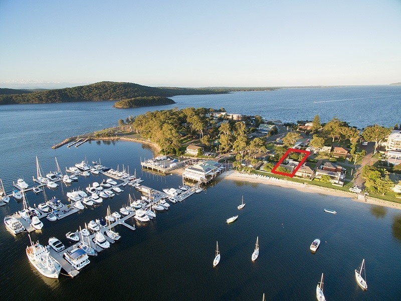6 Sunset Boulevarde, Soldiers Point NSW 2317