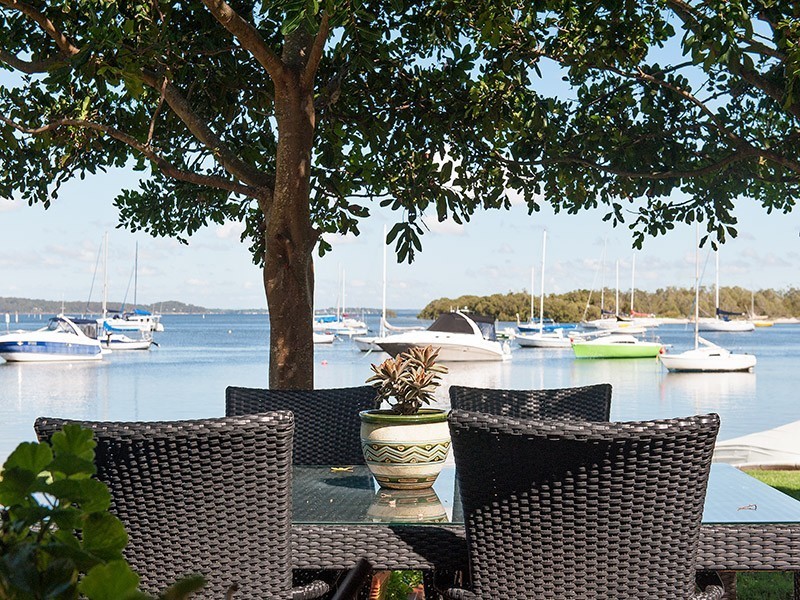 6 Sunset Boulevarde, Soldiers Point NSW 2317