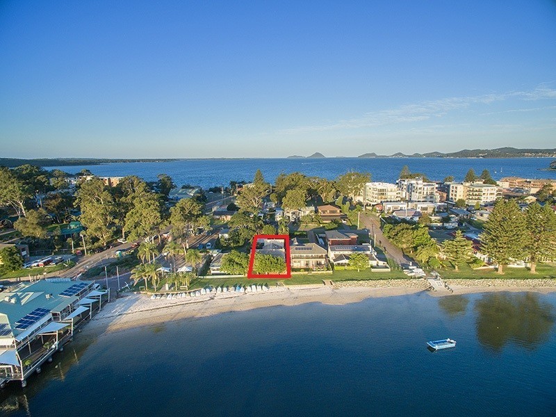 6 Sunset Boulevarde, Soldiers Point NSW 2317