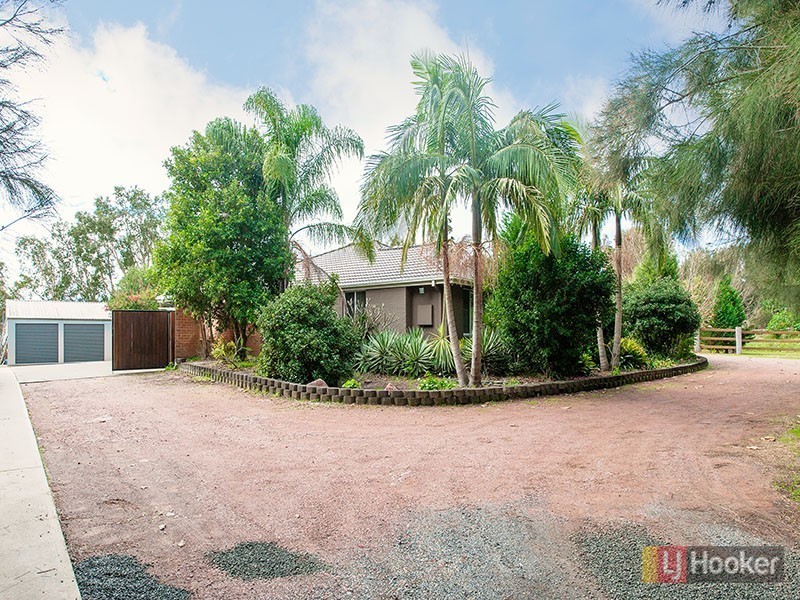 16 Melaleuca Drive, One Mile NSW 2316