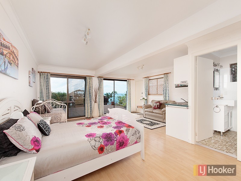 25 Wallawa Rd, Nelson Bay NSW 2315
