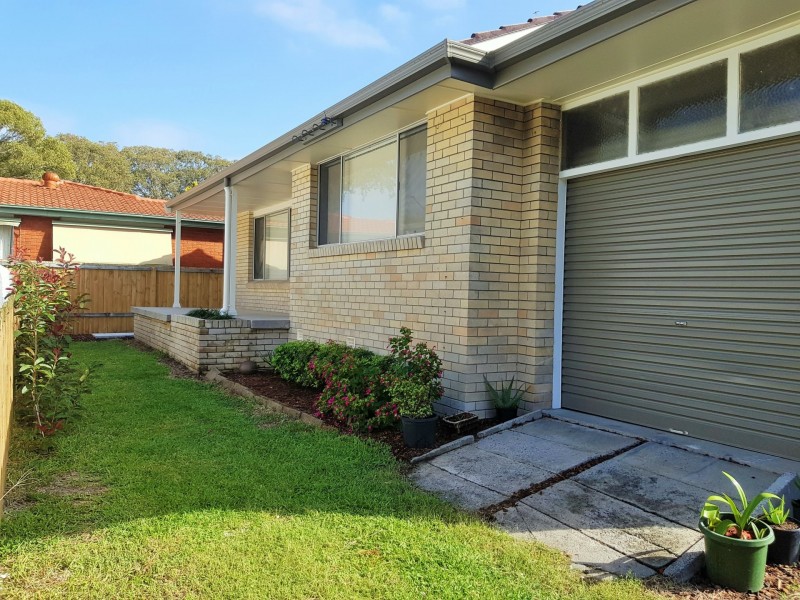 24 Kent Gardens, Soldiers Point NSW 2317