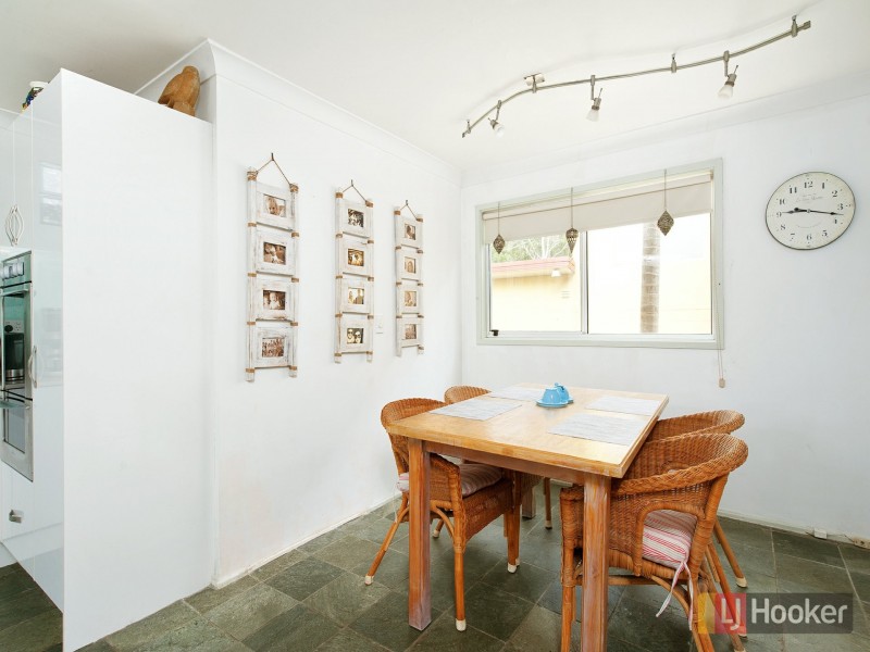 15 Bagnall Avenue, Soldiers Point NSW 2317