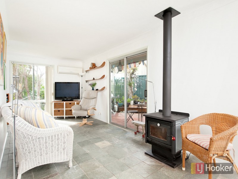 15 Bagnall Avenue, Soldiers Point NSW 2317