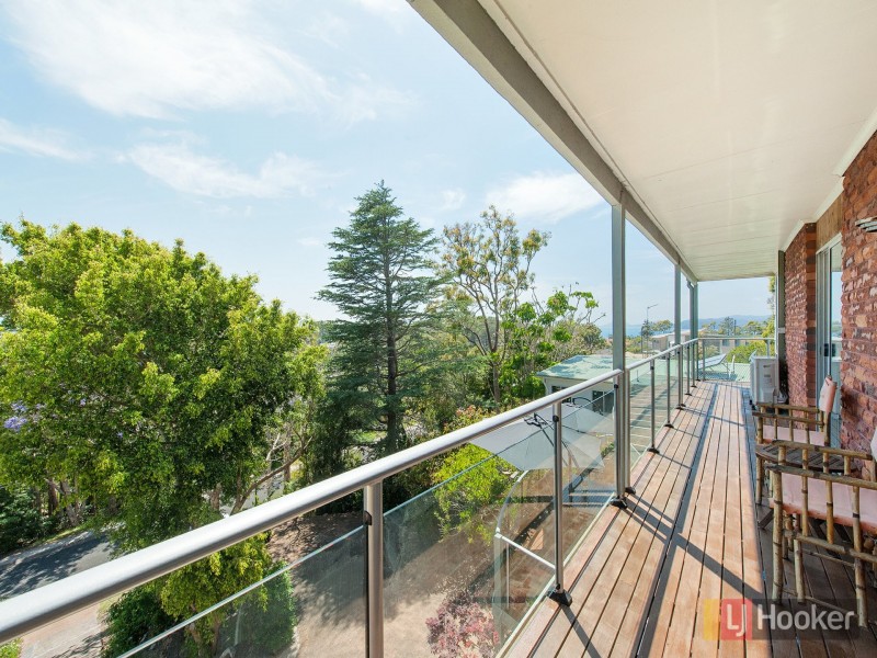 15 Bagnall Avenue, Soldiers Point NSW 2317