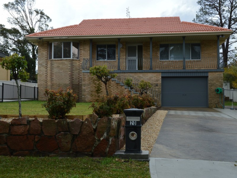 20 Kent Gardens, Soldiers Point NSW 2317