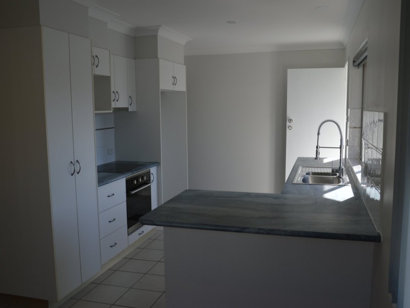 20 Kent Gardens, Soldiers Point NSW 2317