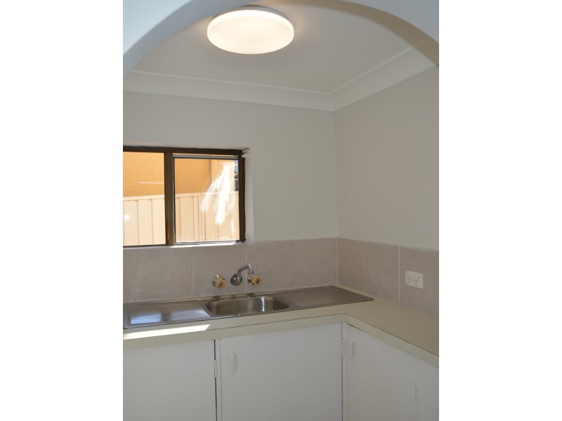 20 Kent Gardens, Soldiers Point NSW 2317