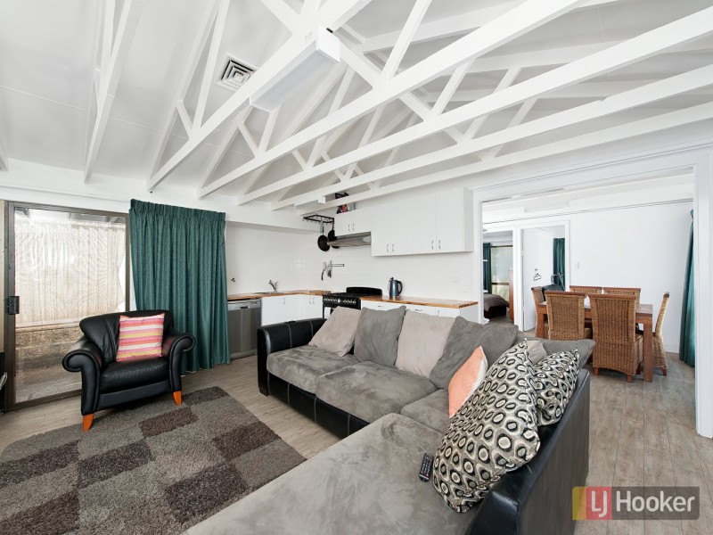 8 Davidson Street, Anna Bay NSW 2316