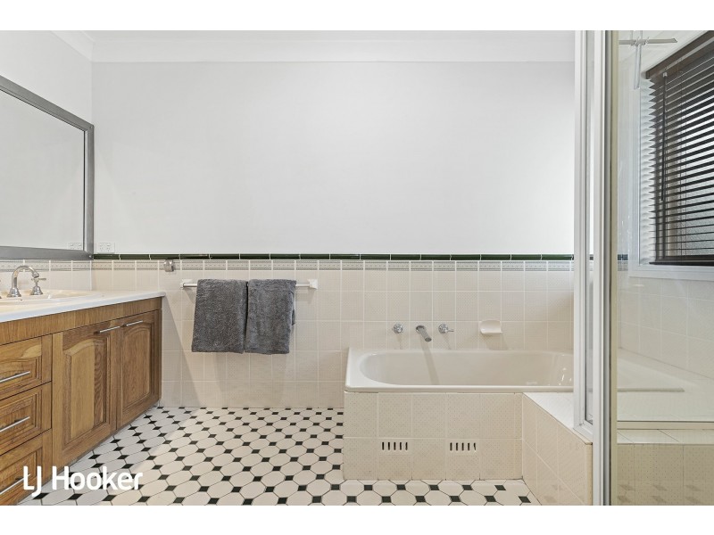 27 Tingara Road, Nelson Bay NSW 2315