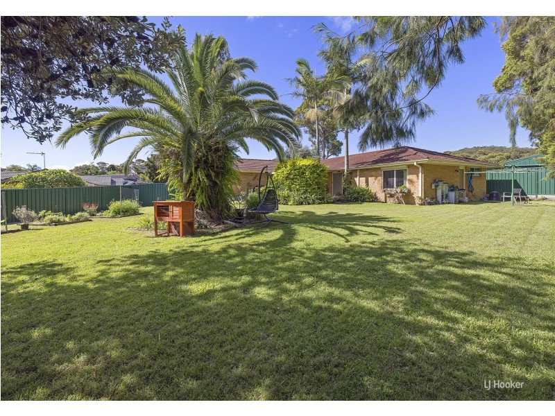 37 Windward Close, Corlette NSW 2315
