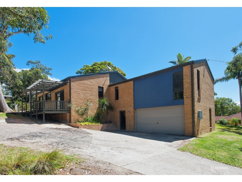 27 Bagnall Avenue, Soldiers Point NSW 2317