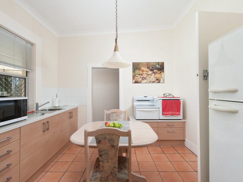 12 Sunderland Street, Mayfield NSW 2304