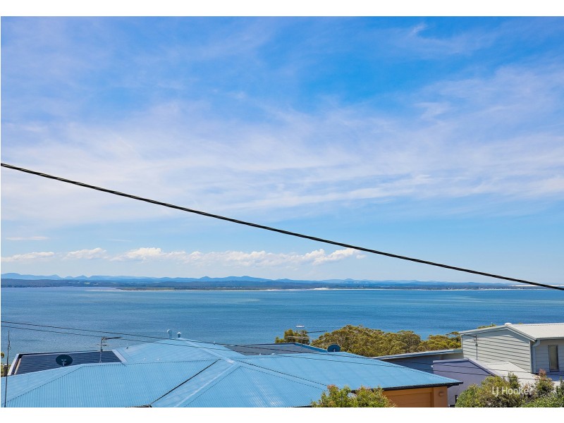 1/14 Wollomi Avenue, Nelson Bay NSW 2315