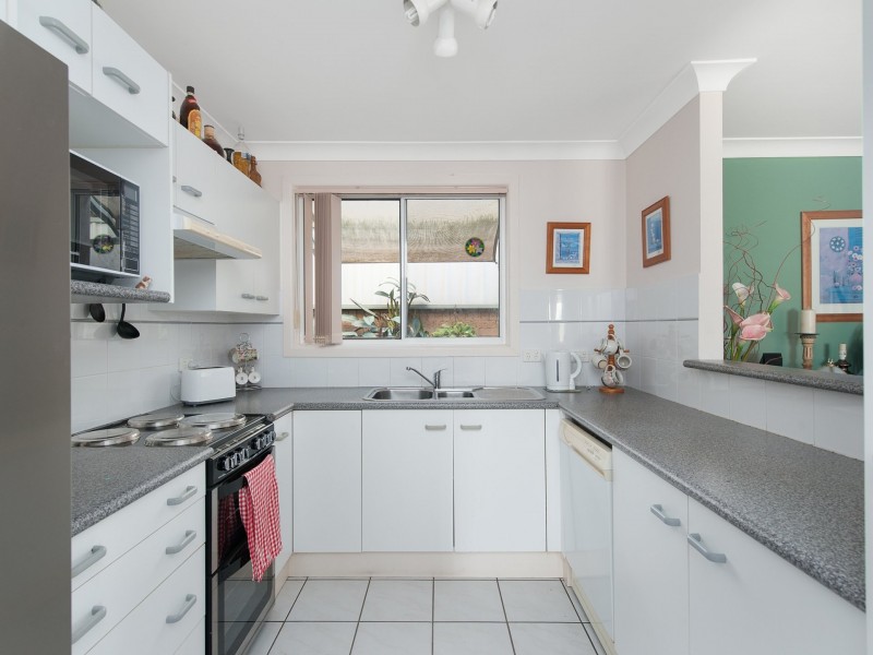 2/1a Nelson Street, Nelson Bay NSW 2315