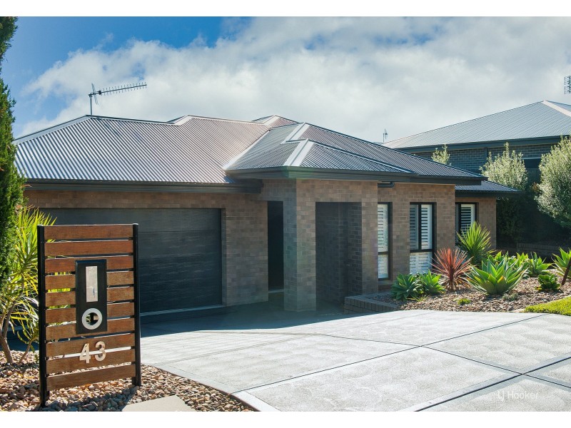 43 Sergeant Baker Drive, Corlette NSW 2315