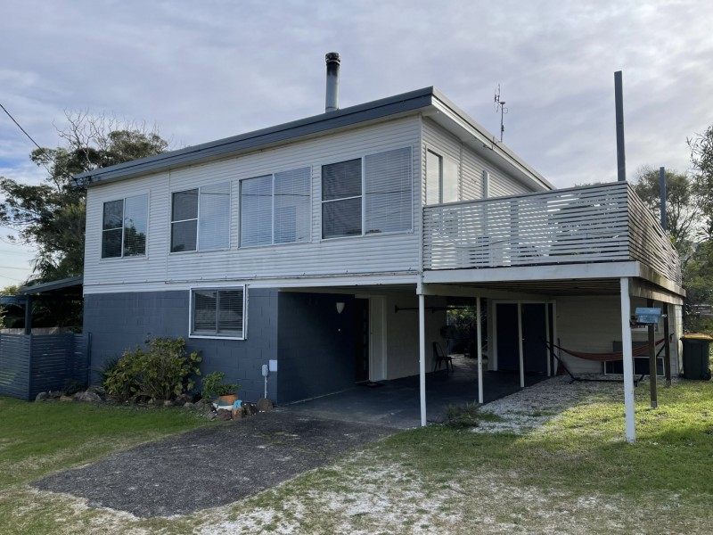 22 Victor Parade, Shoal Bay NSW 2315