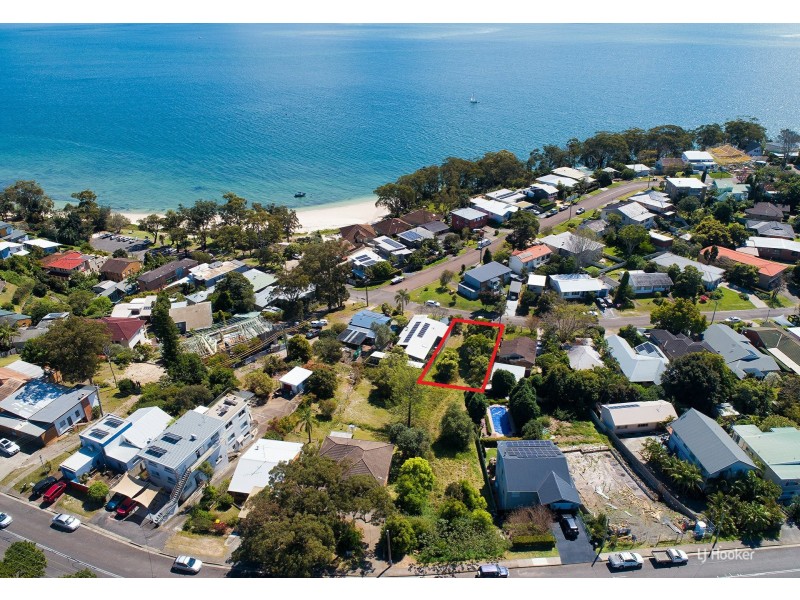 33 Christmas Bush Ave, Nelson Bay NSW 2315
