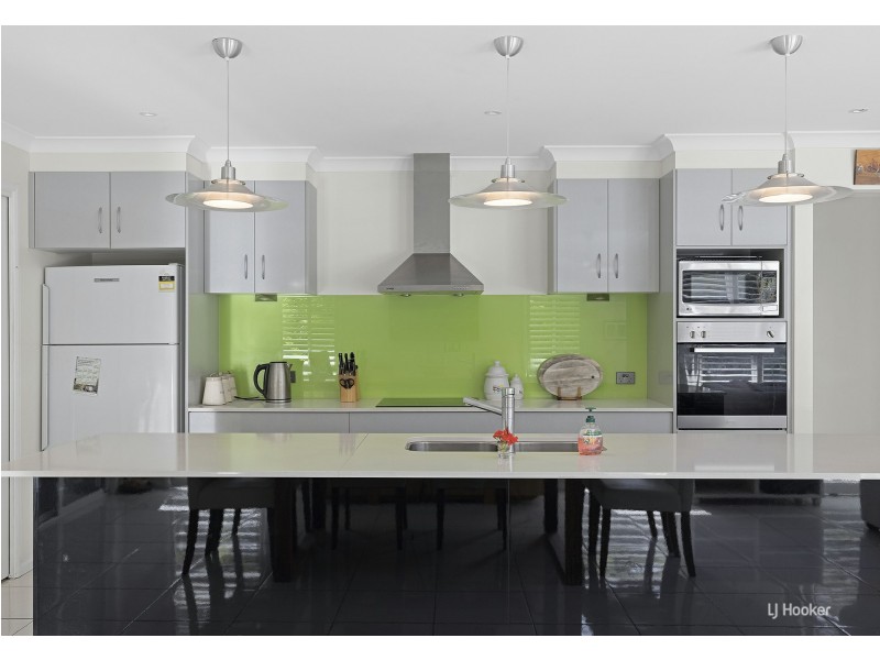 100 Wallawa Road, Nelson Bay NSW 2315