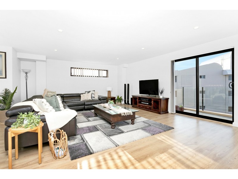 13/2 Government Road, Nelson Bay NSW 2315