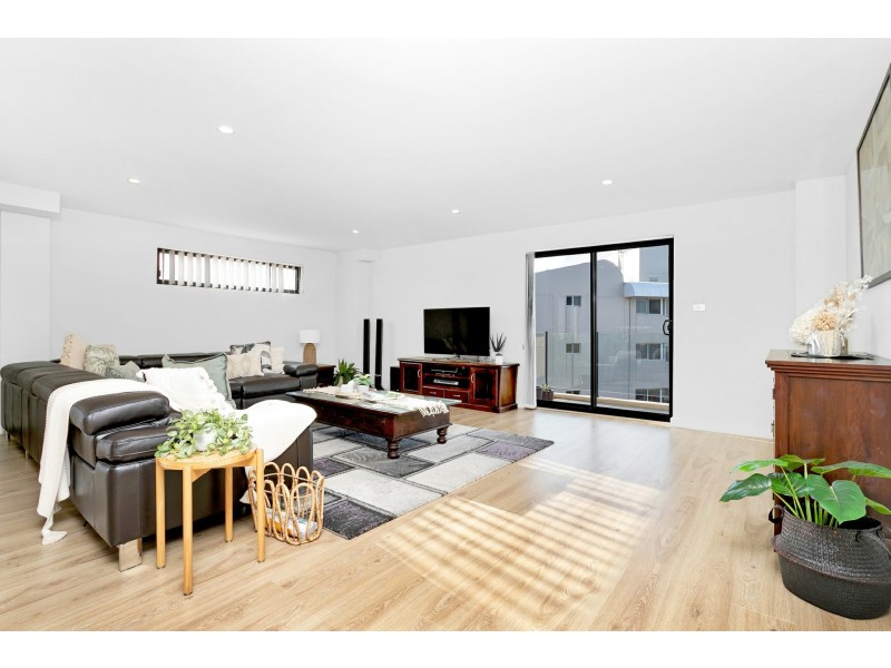 13/2 Government Road, Nelson Bay NSW 2315