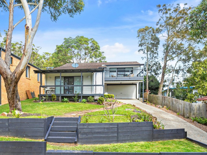 29 Bagnall Avenue, Soldiers Point NSW 2317