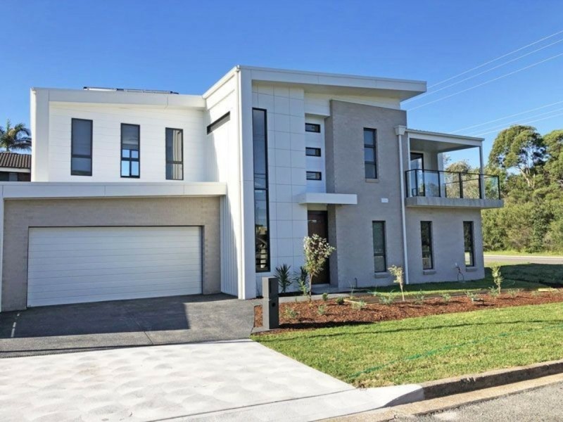 2 Darramba Road, Fingal Bay NSW 2315
