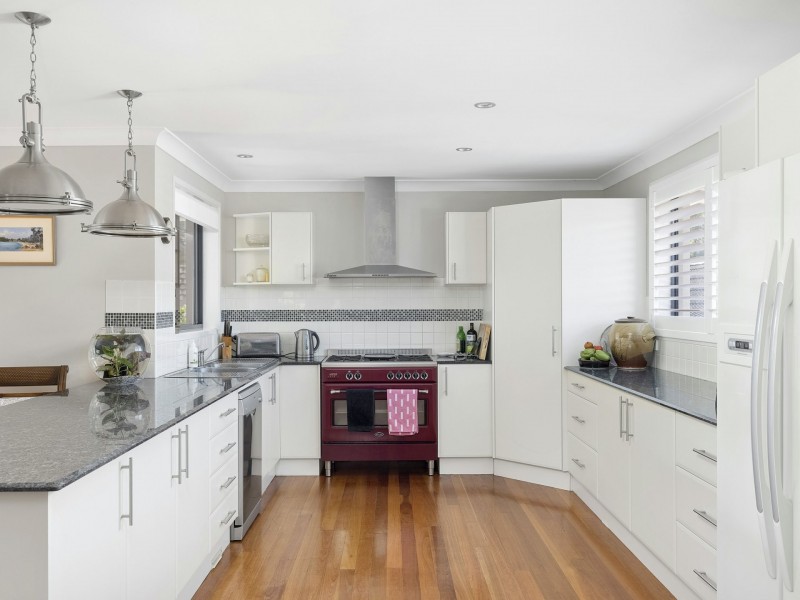 5 Trafalgar Lane, Nelson Bay NSW 2315