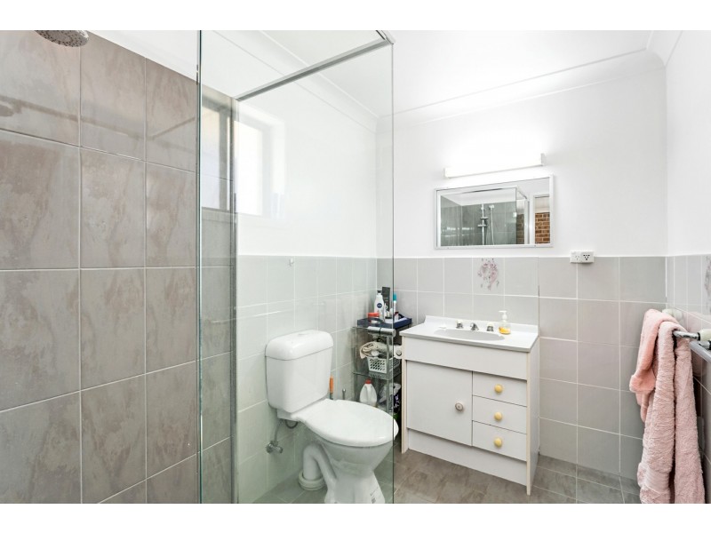 18 Ocean Beach Road, Shoal Bay NSW 2315