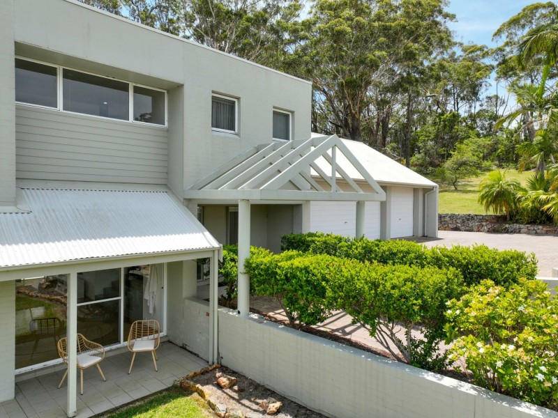 9 Clipper Close, Corlette NSW 2315