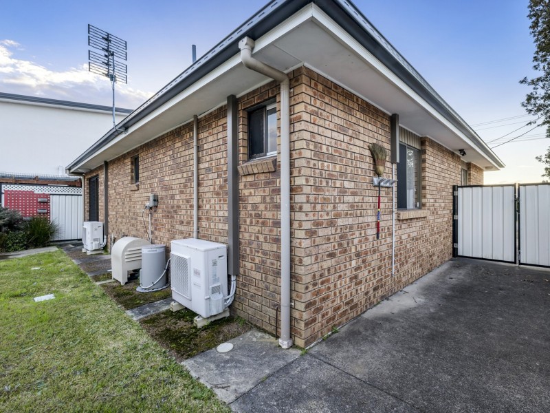 33 King Albert Avenue, Tanilba Bay NSW 2319