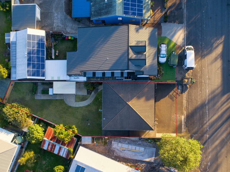 33 King Albert Avenue, Tanilba Bay NSW 2319