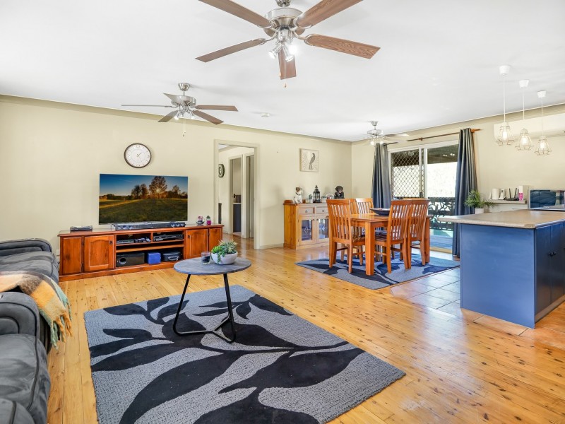 5 Loch Goyle Drive, Woodville NSW 2321