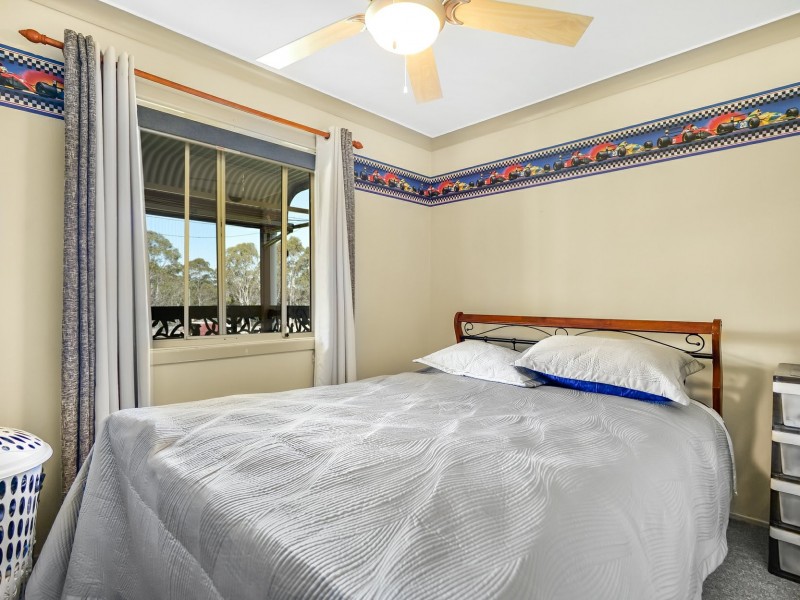5 Loch Goyle Drive, Woodville NSW 2321