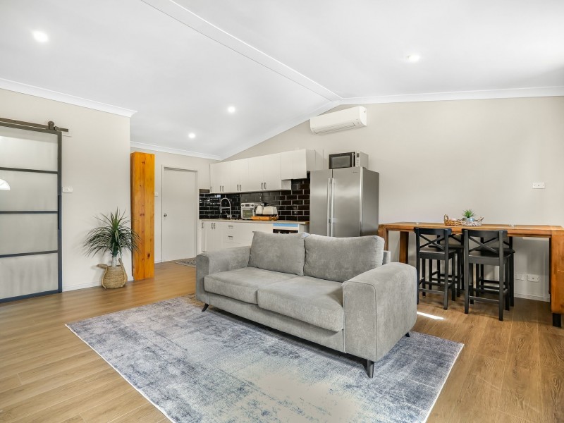 5 Loch Goyle Drive, Woodville NSW 2321