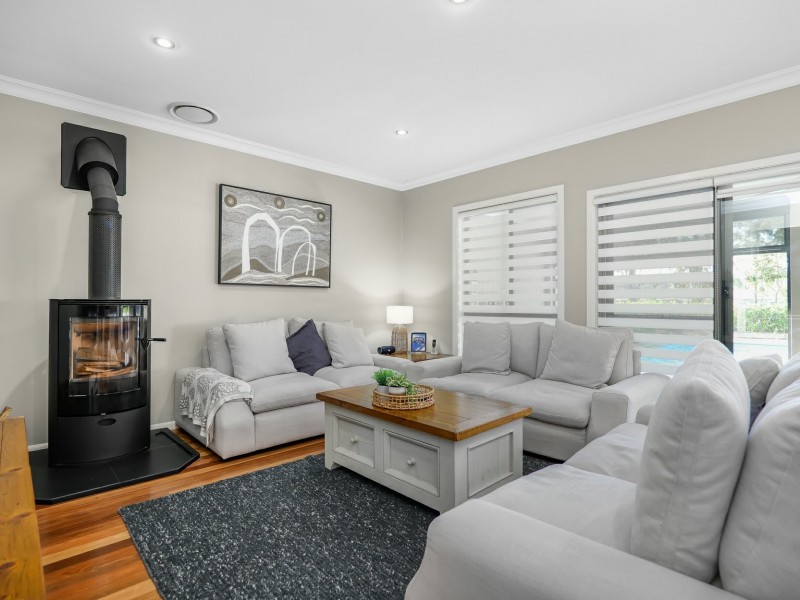 21 Augusta Place, Medowie NSW 2318