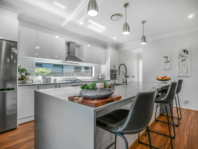 4 Turnberry Lane, Medowie NSW 2318